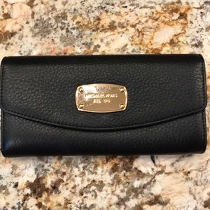 MICHAEL Michael Kors Bags - Michael Kors Black Leather Wallet MICHAEL Michael Kors Bags - Michael Kors Black Leather Wallet
